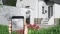 Das Bild zeigt die Vitocal auf dem Bildschirm eines Smartphones als Symbol für die virtuelle Handhabung